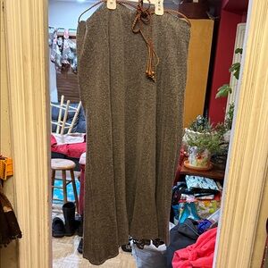 Soft Surroundings Charcoal Midi Skirt size 1x